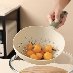 撈面勺 漏勺 撈麵神器 長柄漏勺 耐高溫撈麵漏勺 加大號家用食物瀝水漏勺 撈餛飩餃子 塑料漏勺 1.png