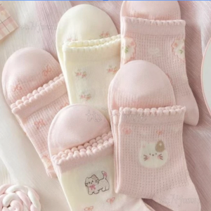 早春新款襪子可愛卡通棉襪甜美少女寬鬆公主風外穿粉色韓版中筒襪