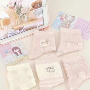 早春新款襪子可愛卡通棉襪甜美少女寬鬆公主風外穿粉色韓版中筒襪 4.png